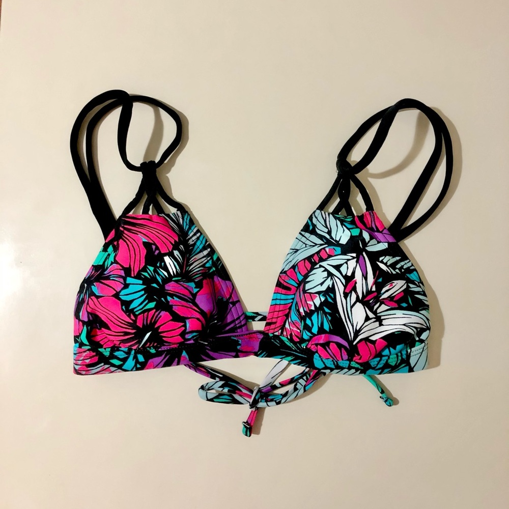 Target Xhilaration Floral Bikini Top